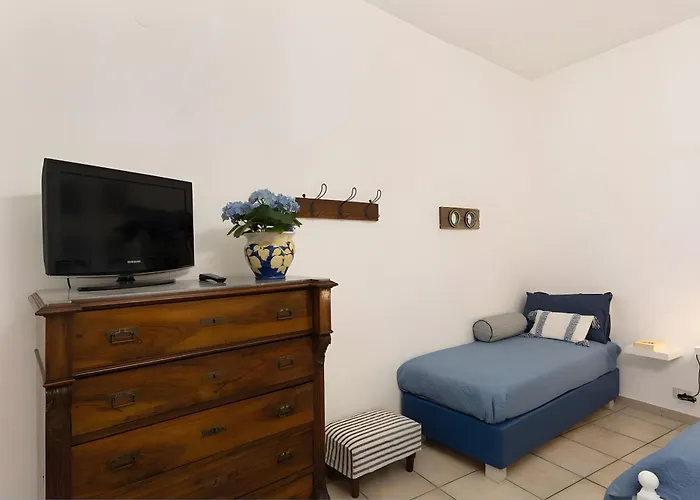 Old Fisherman House *