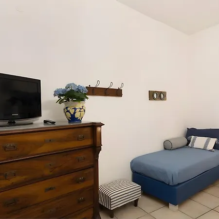 Old Fisherman House *