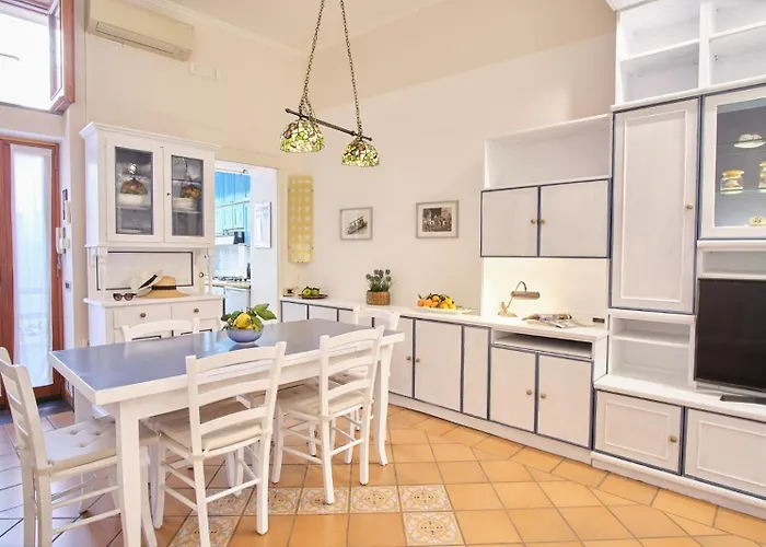 Old Fisherman House *